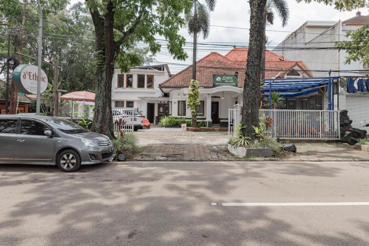 Hotel O Bandung Near Stadion Siliwangi Formerly The Ethnic Hotel Бандунг Екстериор снимка