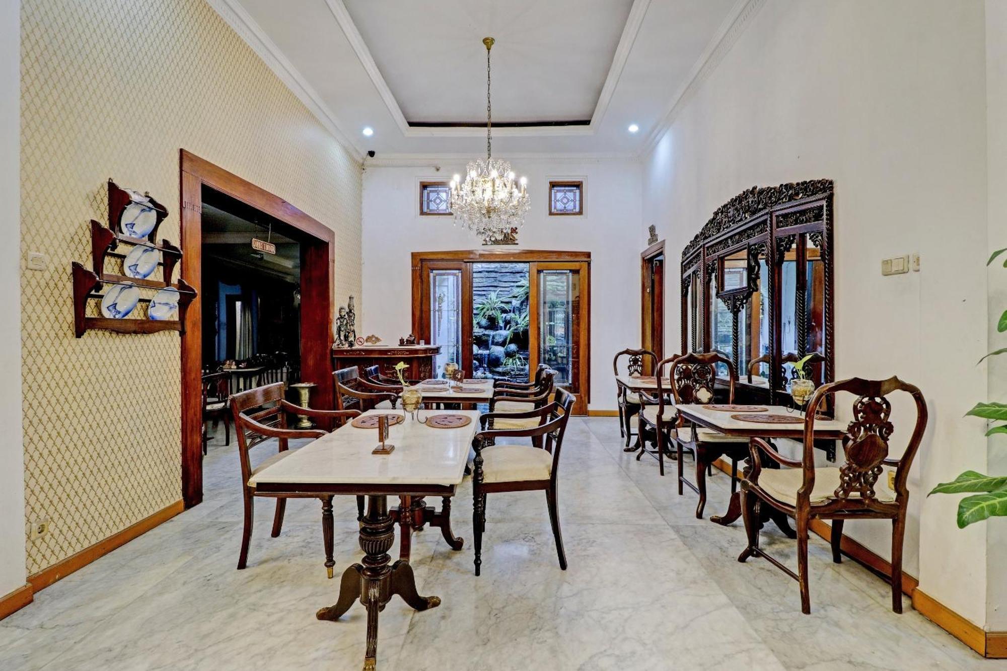 Hotel O Bandung Near Stadion Siliwangi Formerly The Ethnic Hotel Бандунг Екстериор снимка