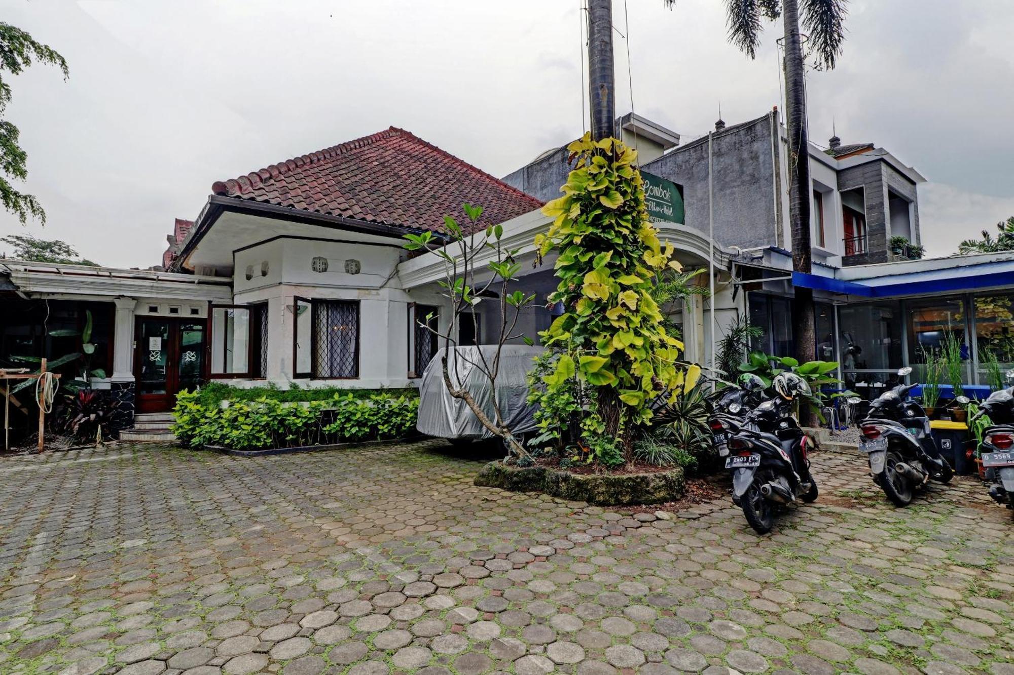 Hotel O Bandung Near Stadion Siliwangi Formerly The Ethnic Hotel Бандунг Екстериор снимка